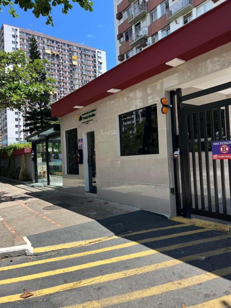 Apartment Complete In Barra Da Tijuca With A Privileged View - Cozinha, Fogao, Geladeira, Tv Smart, Ar Condicionado, Novo - Balsa A Gratis Na Rua Do E Estacionamento Gratuito *